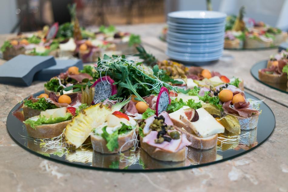 Vegetable canapes in a plate