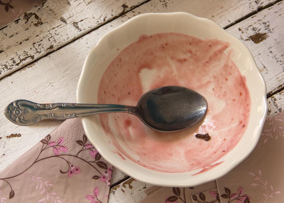 empty soup plate