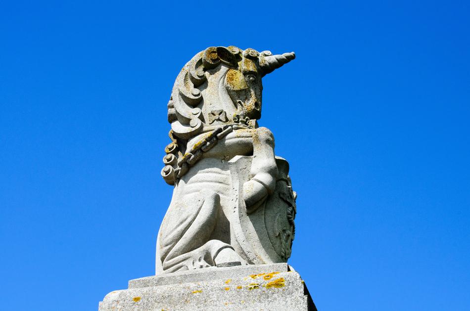 horse sculpture against the sky