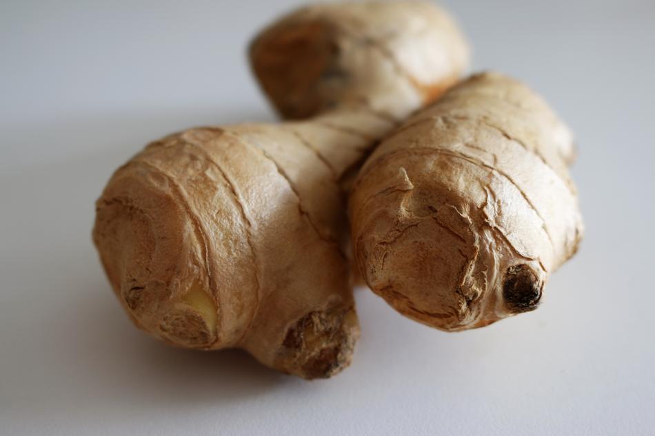 ripe ginger root harvest